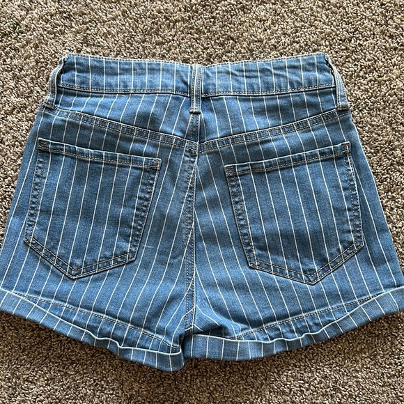 High Rise Jean Shorts - Picture 4 of 4